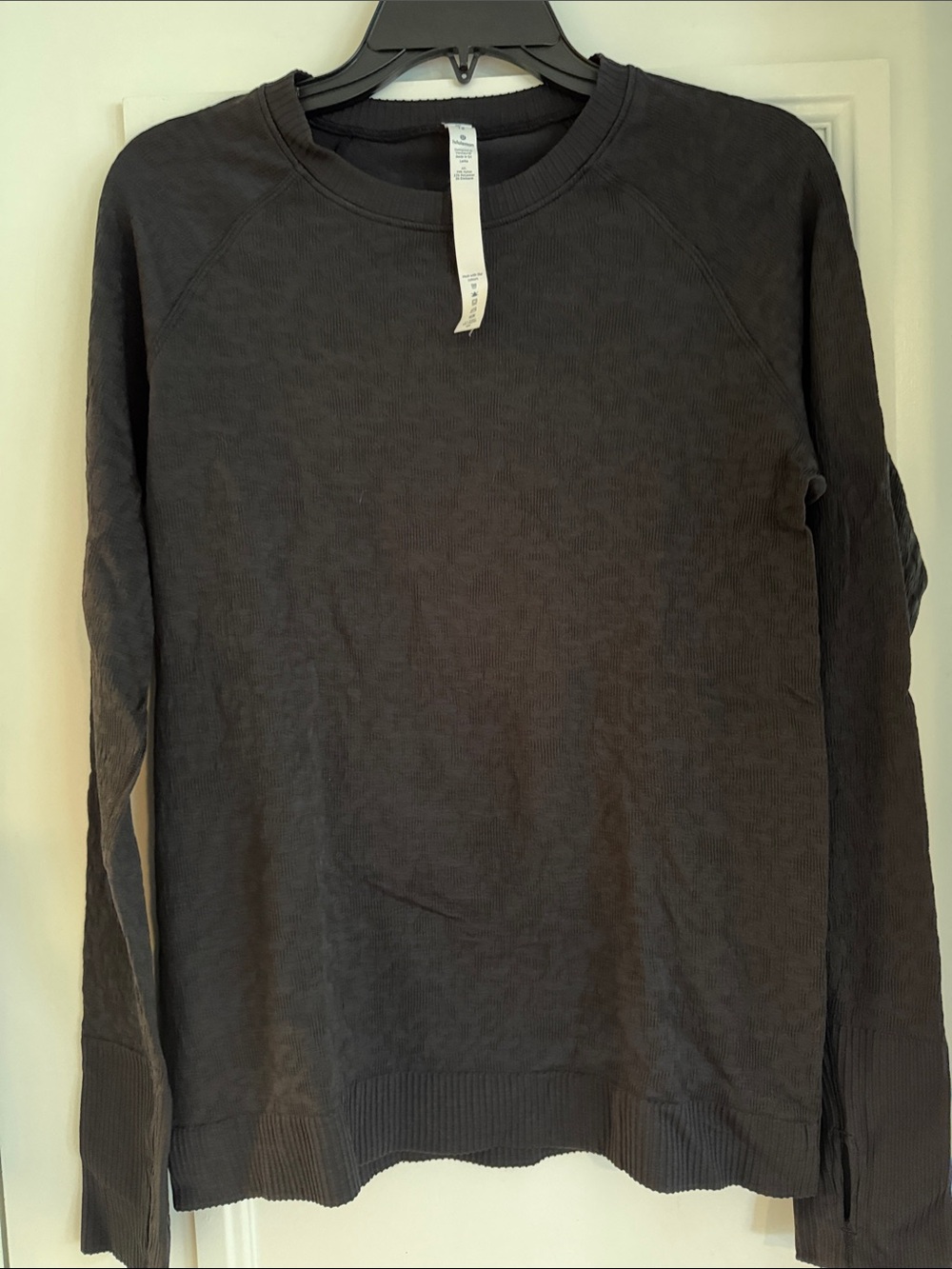 lululemon athletica black Long-Sleeve Crew Top